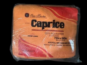VTG NEW OWEN CAPRICE 100% POLYESTER ORANGE BLANKET FULL/TWIN NYLON SATIN TRIM - Picture 1 of 7