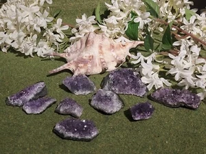 Amethyst Carved Gemstone Natural Cluster Bed Small (B3) - Picture 1 of 20