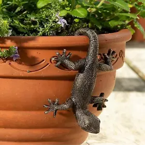 Pot Buddies Bronze Coloured Gecko Plant Pot Hanger Vase Decoration Ornament - Picture 1 of 2