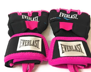 Everlast P00000736 Evergel Handwraps, Black/Pink, Size S/M, P00000736 - Picture 1 of 4