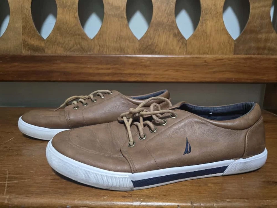 Zapatilla deportiva informal para barco Nautica Beirman para hombre - cuero sintético marrón - talla 10 Foto 1 de 4