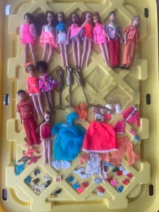 Riesiges Konvolut Vintage Topper DAWN and Friends Puppen, Kleidung, Zubehör, Schuhe - Bild 1 von 23