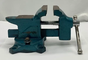 Vintage Swivel Bench Vise with Anvil - Unbranded 3 1/2” Jaws - Picture 1 of 5