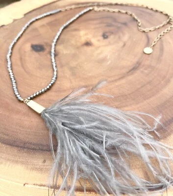 Collar largo Anthropologie joya de plumas Foto 1 de 2