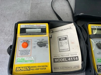 ROBIN MODEL 5402D DIGITAL RCCB TESTER & 4114 LOOP TESTER - Image 1 of 4