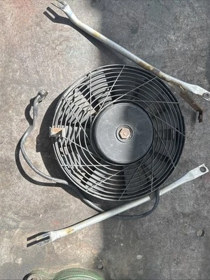 Ventilador radiador turbo motor eléctrico mercedes-benz w123 240d 300d bosch 0130701027 Foto 1 de 4
