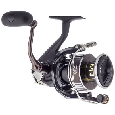Daiwa BG MQ Spinning Fishing Reel - Image 1 of 3