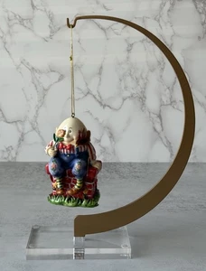 Humpty Dumpty hält Blumen 4" Harz Weihnachtsschmuck - Bild 1 von 12
