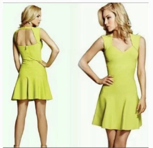 🎭 NWT GUESS BY MARCIANO GLENNA FIT-AND-FLARE BANDAGE GREEN Size XS 🎭 - Picture 1 of 5