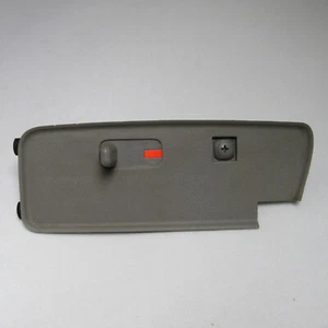1995-1997 GMC Jimmy RH puerta trasera manual control de perno de bloqueo 15689174 gris fabricante de equipos originales L859 - Imagen 1 de 5