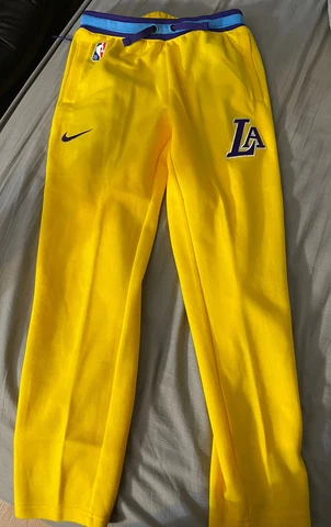Nike Los Angeles Lakers NBA 2021/22 City Edition Therma Flex Youth Pants Sz M Cover