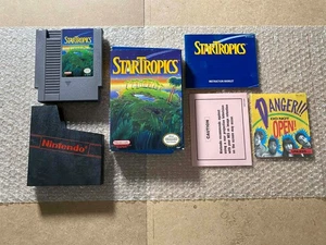 StarTropics (NES, 1990) - CASI COMPLETO / CAJA / MANUAL / SIN CARTA / SIN ESPUMA - Imagen 1 de 14