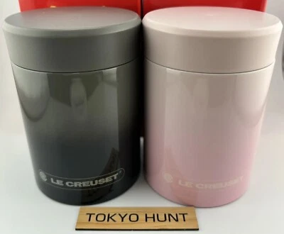 Juego de 2 tarros de sopa de acero inoxidable Le Creuset botella de pedernal y concha rosa 0,35 L Foto 1 de 4