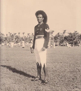 29x22,5 -FIDJI 1949- Attr. à Jean Morin -Policier fidjien à SUVA- Vintage print - Picture 1 of 2