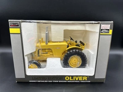 SpecCast 2006 1/16 Limited Edition Oliver880 Twin Engine Industrial Tractor(X50) - Image 1 of 4