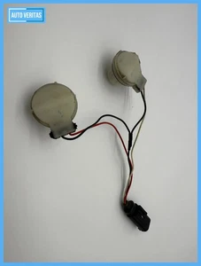 Original Renault/Opel Trafic II/Vivaro A (X83/FL/JL) rear lamp carrier - Picture 1 of 10