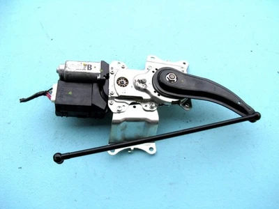 11 12 13 14 15 16 17 INFINITI QX56 QX80 REAR HATCH TAIL GATE LIFT MOTOR USED #7 - Image 1 of 4