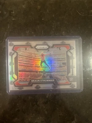 2024 Panini Prizm WWE BRAUN STROWMAN 19/40 WrestleMania Prizm Raw #6 - Image 1 of 2
