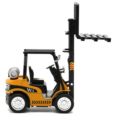 1:24 Forklift Truck Toy Construction Equipment Model Diecast Toy Vehicle Kids - Image 1 of 4