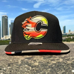 Calgary Flames Hat Neon Tack Twill Logo Black Snap-Back Baseball Cap - Picture 1 of 6