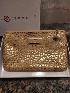 Ivanka Trump Purse - Picture 1 of 4
