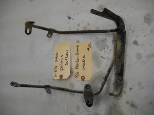 2006 POLARIS OUTLAW R/H FENDER BRACKET H-374 - Imagen 1 de 1