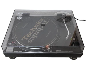 Technics SL‐1200MK3 con cubierta antipolvo, bisagras y alfombrilla de goma probada y funcionando - Imagen 1 de 21