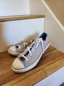 EUC Converse Low Top Chuck Taylor All Star Double Tongue Youth 4 M 3.5 W 5.5 - Picture 1 of 10