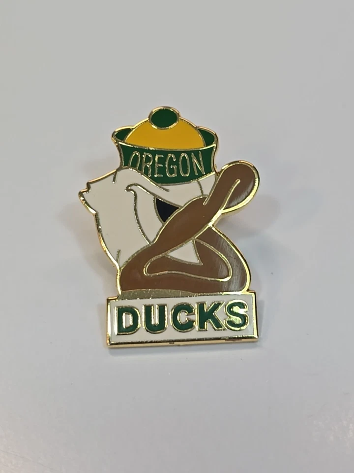 Pin de solapa de patos de Oregón Universidad de Oregon Eugene Donald Duck cara enojada Foto 1 de 4