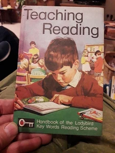 Vintage Ladybird book:  Teaching Reading By W. Murray. HARDBACK.  - Bild 1 von 5