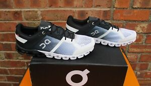 Mens On Cloud Trainers Cloudflow Running Sneakers Black / White UK 10.5 BNIB