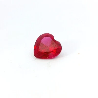 3.44ct Loose Heart Cut Lab Created Ruby Gemstone 9 x 9mm - Image 1 of 4