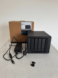 Synology DS918+ 4bay Server ohne Festplatten (Leergehäuse) mit Netzteil, Kabel - Bild 1 von 6