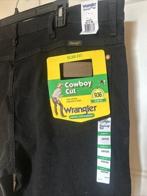 Pantalones de mezclilla Wrangler 936WBK para hombre 42X30 negros corte vaquero occidental calce ajustado Foto 1 de 3