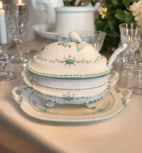 Vintage Martan Portugal Tureen with Ladle & Under Plate Tray Hand Painted - Picture 1 of 11