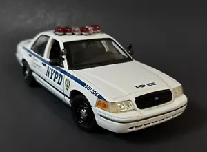 2003 Ford Crown Victoria Interceptor NYPD New York Police Department 1/18 HTF ! - Picture 1 of 11