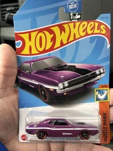 2023 Hot Wheels WALGREENS EXCLUSIVE Purple 💜 ~ '70 Dodge HEMI Challenger 💜 - Picture 1 of 1