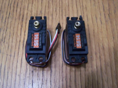 2 Spektrum S614 Metal Gear Steering Servos Axial 4WS Capra SMT10 Grave Digger 23 - Image 1 of 3