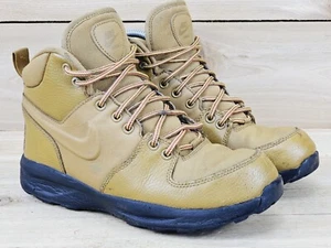 Nike 6Y Youth Manoa Leather Boots Wheat/Black BQ5372-700 Women's Size 7 - Picture 1 of 13
