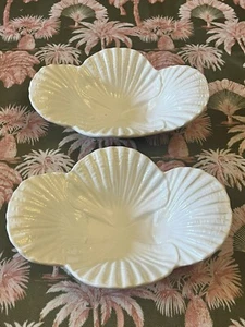 Vintage Matching Pair White Pottery Clam Shell Dishes Very Chic Interior Design - Picture 1 of 14