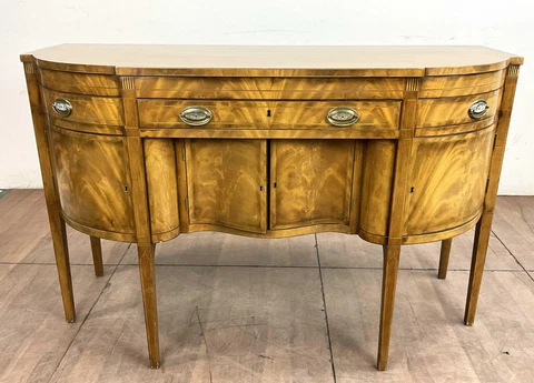 KITTINGER CW-26 Colonial Williamsburg Flame Mahogany Sideboard Inlays Rare Cover