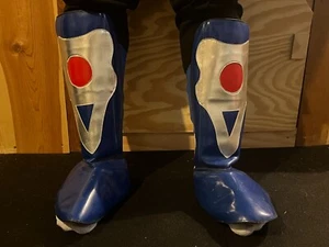Pro Wrestling kickpads Blue Silver Red Cosplay superhero vintage preowned - Picture 1 of 8