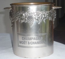 seau a champagne publicitaire , MOET & CHANDON , grappes de raisin