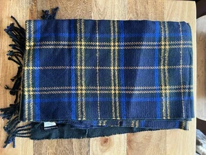 BANANA REPUBLIC SCARF MULTICOLOR BLUE GREEN PLAID FRINGE EDGE Unisex WARM SCARF - Picture 1 of 4