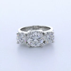 Anillo de compromiso de 3 piedras enrejado platino 4,43 quilates diamante redondo cultivado en laboratorio F SI1 - Imagen 1 de 21