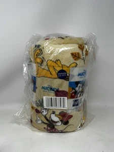 The Big One Disney Mickey And Friends Oversized Fall Plush Throw 5ft x 6ft New - Picture 1 of 4