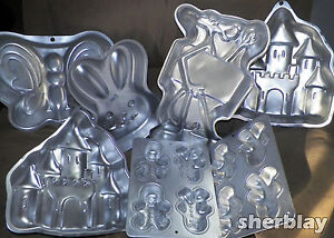 Wilton Cake Pan Baking Mold Candy Cookies Jello Kids Party Holiday