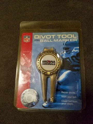 NFL Golf Divot Tool/Ball Marker, Arizona Cardinals, NEW Cover
