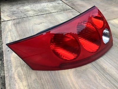 FARO TRASERO IZQUIERDO AUDI TT MK1 - BASTANTE BONITO CASI SIN MARCA 'EXUBERANTE' - DI 7/10. Foto 1 de 4