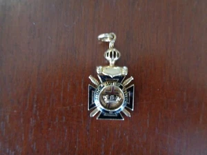 14K Gold Masonic Knights Templar Jeweled Fob Pendant In Hoc Signo Vinces Ruby Cr - Picture 1 of 9